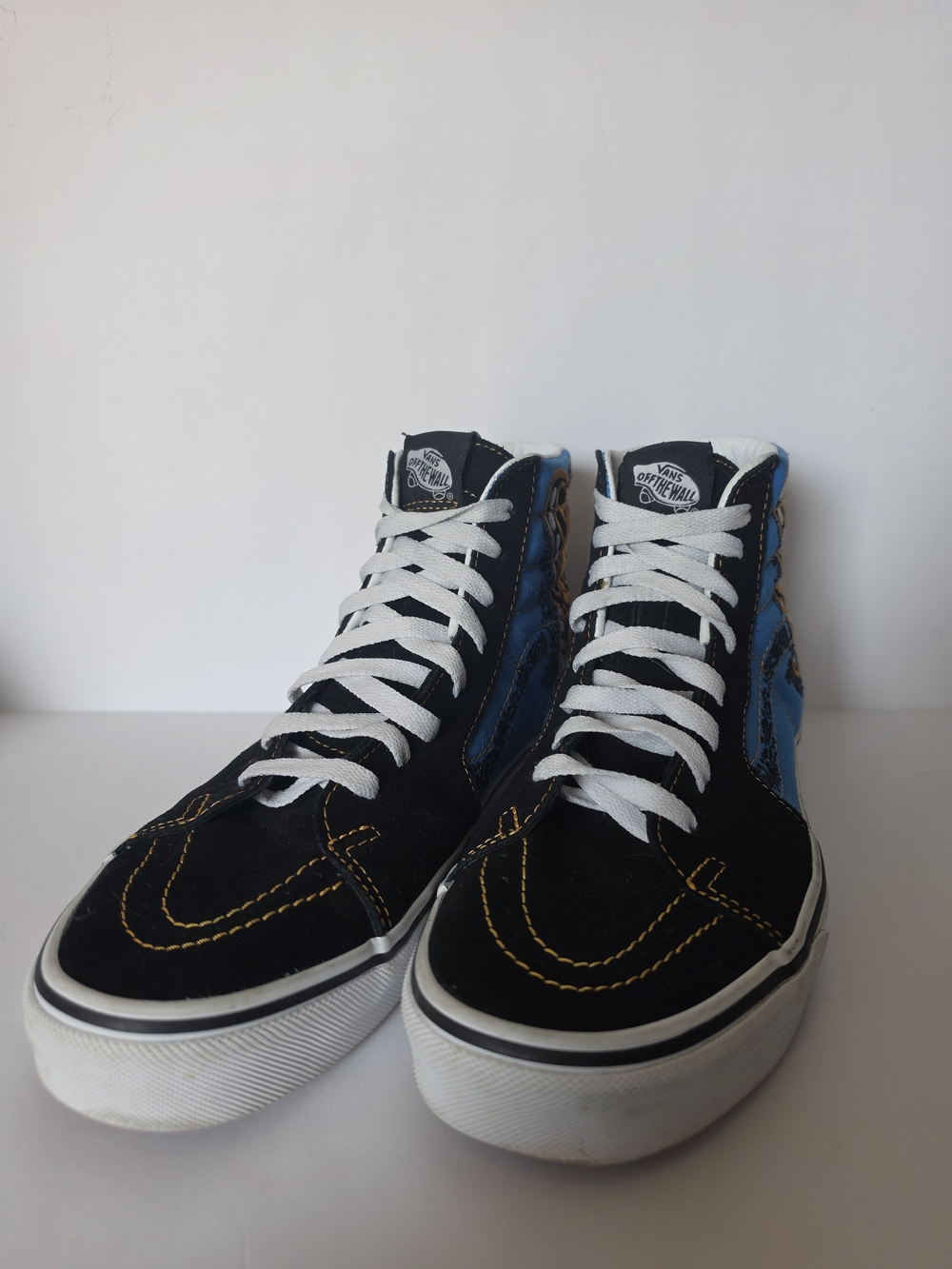 Vans High-Top Sneakers in Blue, Black and Gold Embroidery - Picture 2 of 7